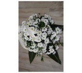 S3 - Smútočná kytica bielych chryzantém
